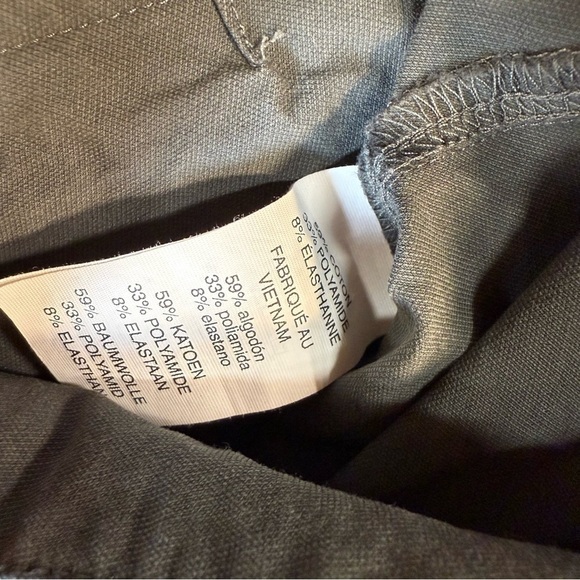 Vuori Barren Pant Classic Fit Shale Gray Colored Mens Size 33 - Picture 7 of 7